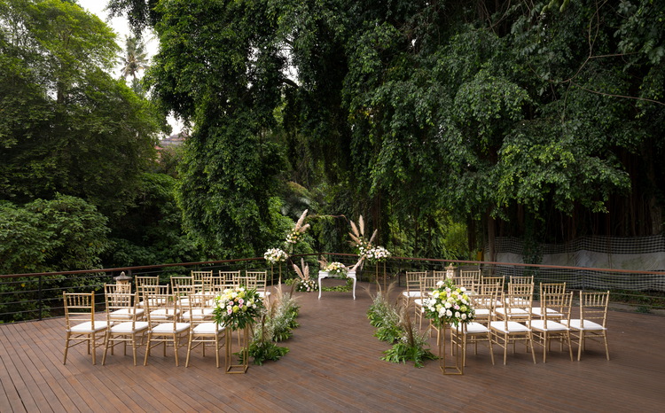 Exquisite Wedding at Wos River Deck